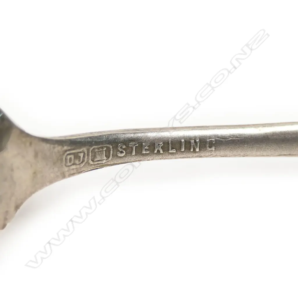 A set of four 'Sterling' silver 'New Zealand' and Maori themed teaspoons, Image 1++